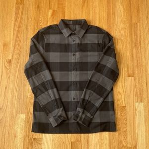 Lululemon Men’s button down shirt